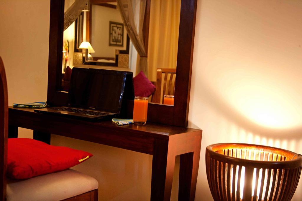 Hotel Highnest Singapperumalkovil Zimmer foto